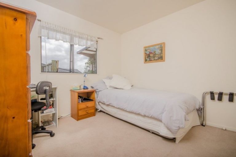 Photo of property in 72c Seabrook Avenue, New Lynn, Auckland, 0600