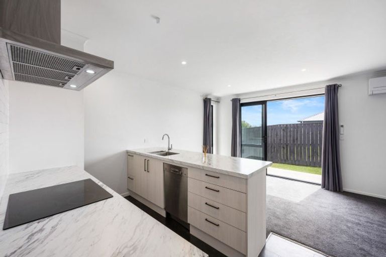 Photo of property in 19 Tahuna Minhinnick Drive, Glenbrook, Waiuku, 2681