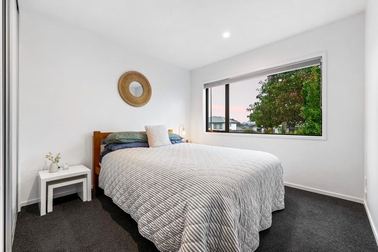 Photo of property in 30 Accolage Boulevard, Kumeu, 0810