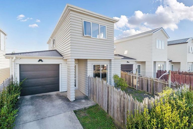 Photo of property in 21 Tribute Loop, Takanini, 2112