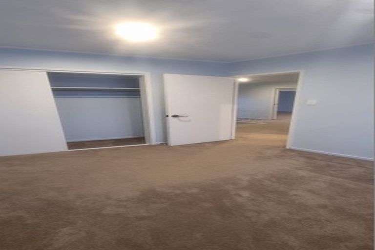 Photo of property in 1/22 Stanaway Street, Hillcrest, Auckland, 0627