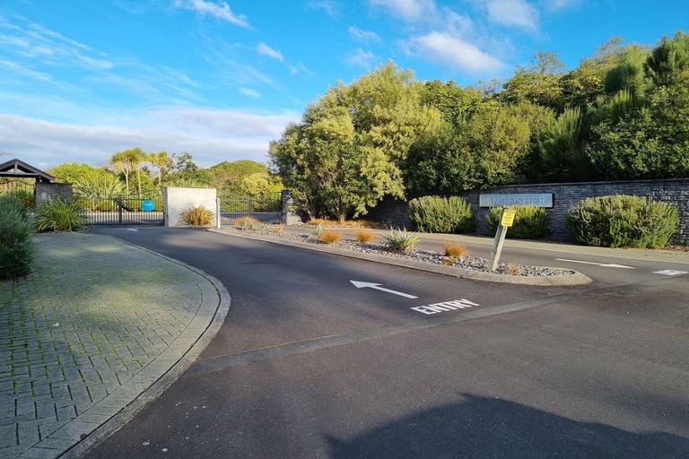 Photo of property in 3 Parawera Drive, Acacia Bay, Taupo, 3330