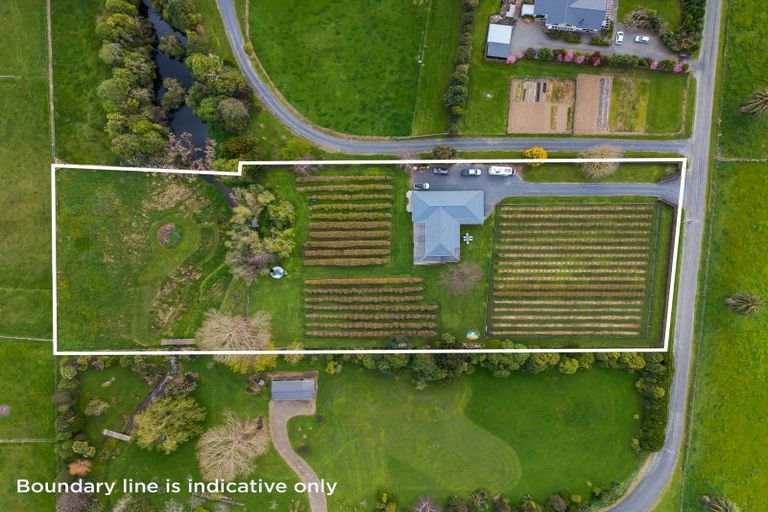 Photo of property in 85 Papaitonga Lake Road, Ohau, 5570