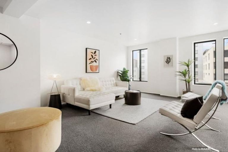 Photo of property in Courtenay Apartments, 403/120 Courtenay Place, Te Aro, Wellington, 6011
