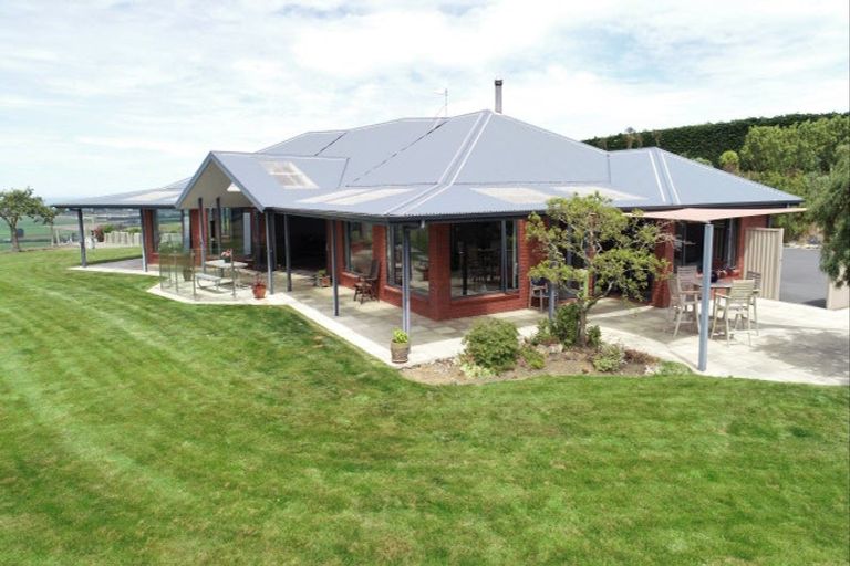 Photo of property in 131 Georgetown-pukeuri Road, Pukeuri, Oamaru, 9494