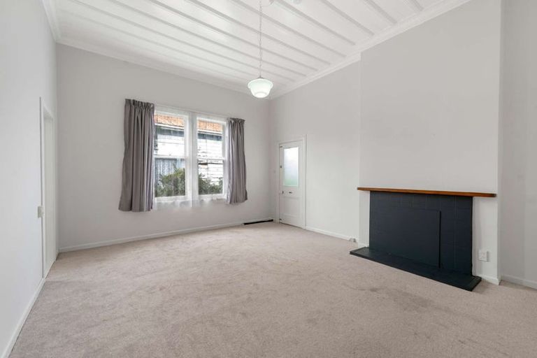 Photo of property in 24 Alma Road, Gonville, Whanganui, 4501