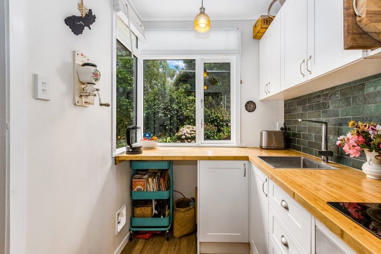 Photo of property in 4/14 Rosehaugh Avenue, Karori, Wellington, 6012