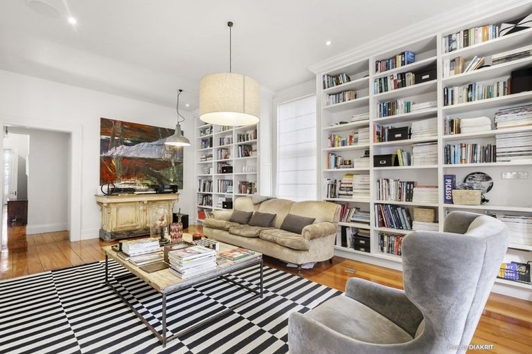 Photo of property in 46 Hobson Street, Thorndon, Wellington, 6011