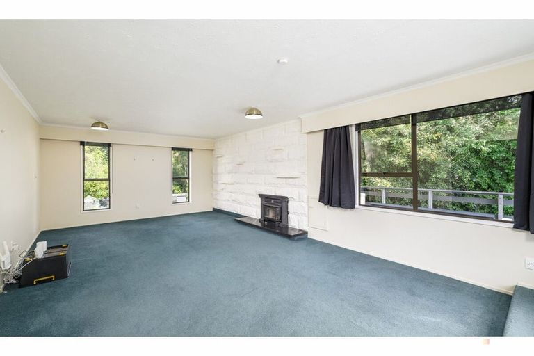 Photo of property in 11-17 Hayes Street, Waimate, 7924