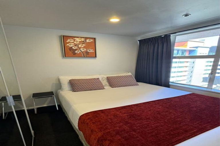 Photo of property in Terrace Garden Apartments, 120 The Terrace, Wellington Central, Wellington, 6011