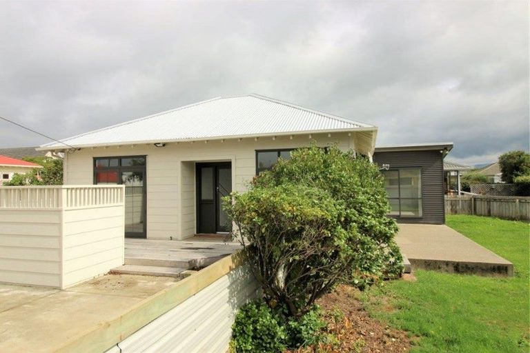 Photo of property in 19 Forth Street, Mosgiel, 9024