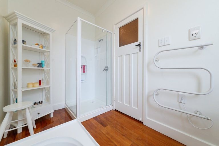 Photo of property in 8 Hunia Street, Marton, 4710