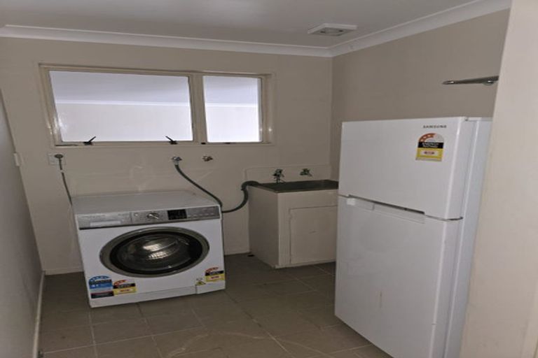 Photo of property in 9 Rangitane Street, Maupuia, Wellington, 6022