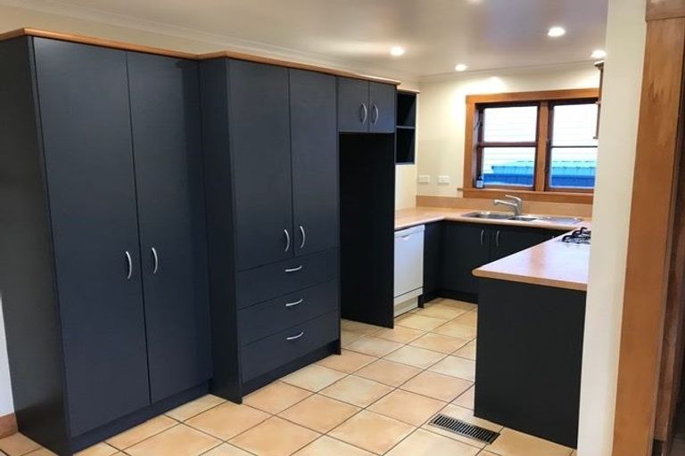 Photo of property in 31 Hardy Street, Waterloo, Lower Hutt, 5011