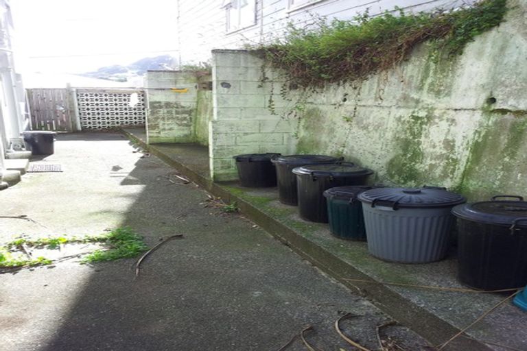 Photo of property in 3/117 Austin Street, Mount Victoria, Wellington, 6011