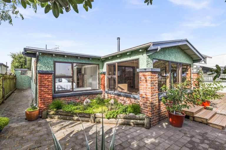 Photo of property in 4 Pukeko Place, Westshore, Napier, 4110