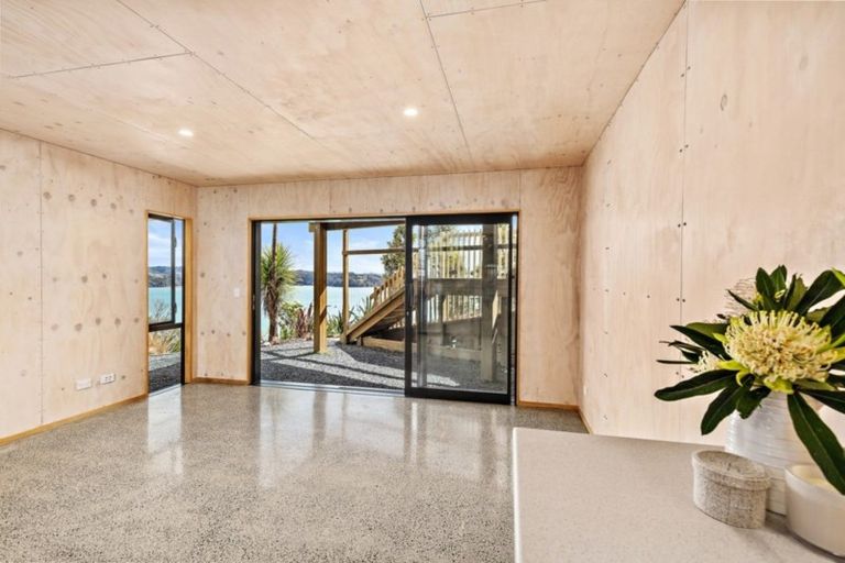 Photo of property in 33 Ridge Road, Mahurangi East, Warkworth, 0982