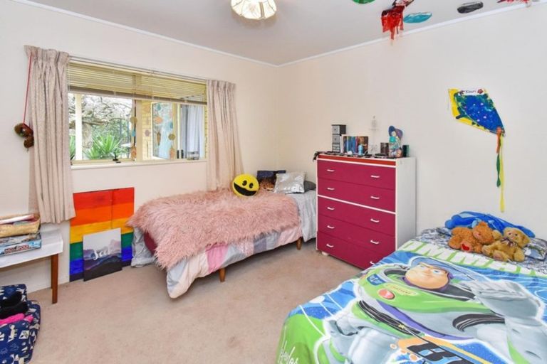 Photo of property in 99 Settlement Road, Papakura, 2110