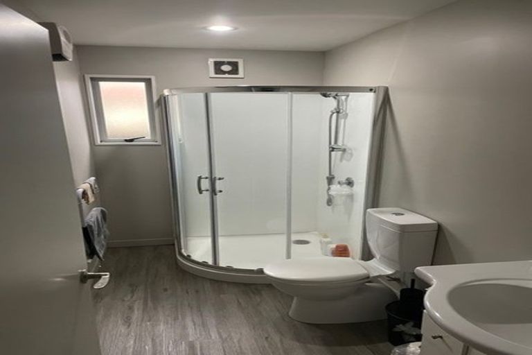 Photo of property in 470g Barbadoes Street, Edgeware, Christchurch, 8013