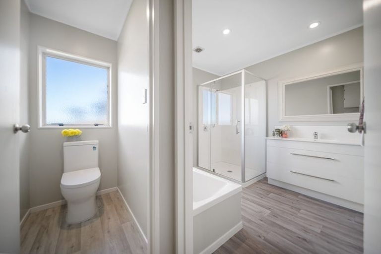 Photo of property in 61b Whatapaka Road, Karaka, Papakura, 2580