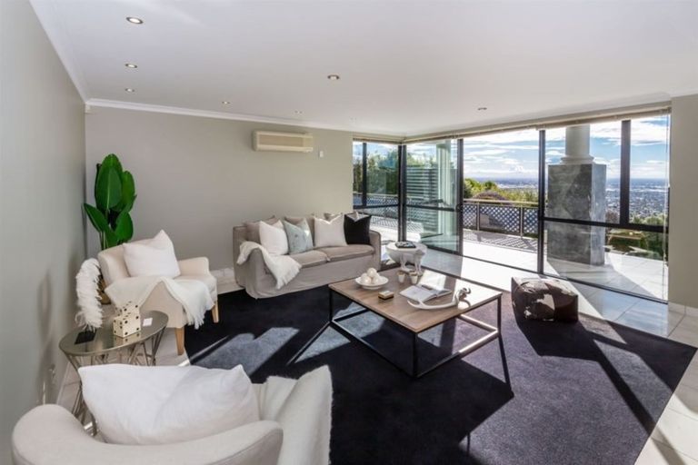 Photo of property in 80 Longhurst Terrace, Cashmere, Christchurch, 8022