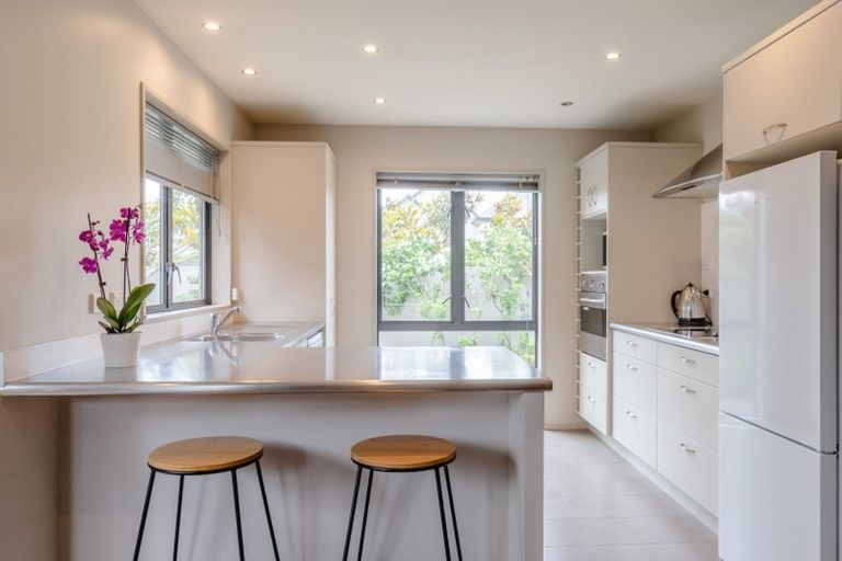 Photo of property in 15a Burdale Street, Riccarton, Christchurch, 8011