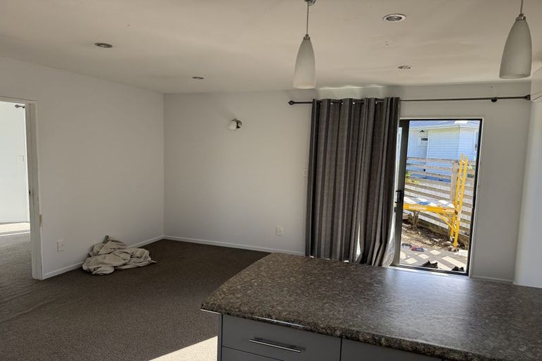 Photo of property in 26 Nile Road, Kelston, Auckland, 0602