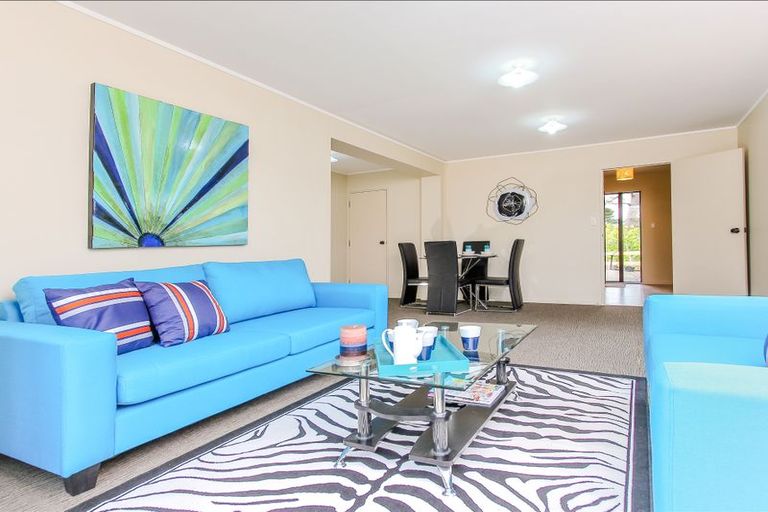 Photo of property in 27 Kay Road, Swanson, Auckland, 0614
