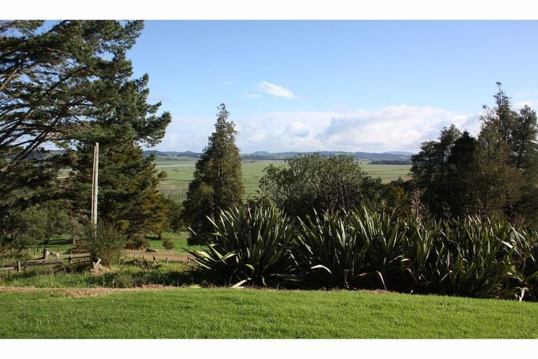Photo of property in 127 Mountain View Road, Hikurangi, 0114