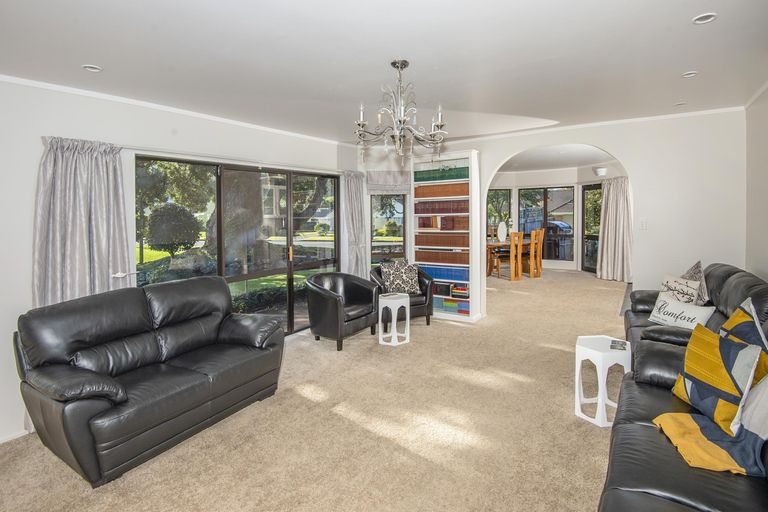 Photo of property in 1 Pohutukawa Place, Maunu, Whangarei, 0110