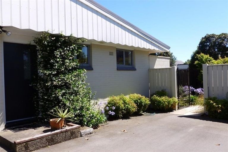 Photo of property in 130 Condell Avenue, Papanui, Christchurch, 8053