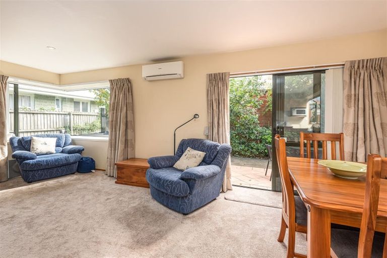 Photo of property in 2/76 Saint Albans Street, St Albans, Christchurch, 8014