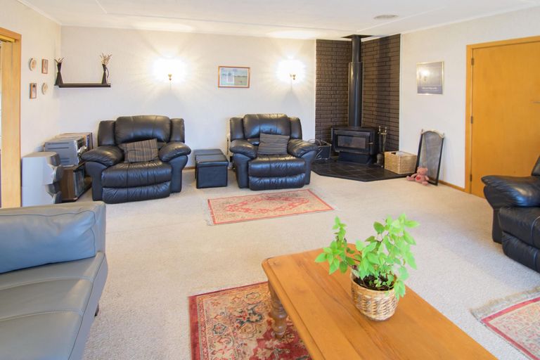 Photo of property in 61 Fergusson Street, Solway, Masterton, 5810