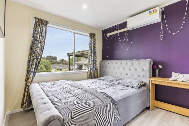 Photo of property in 66 Stott Avenue, Birkdale, Auckland, 0626