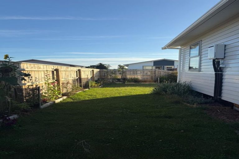 Photo of property in 1b Community Green, Featherston, 5710