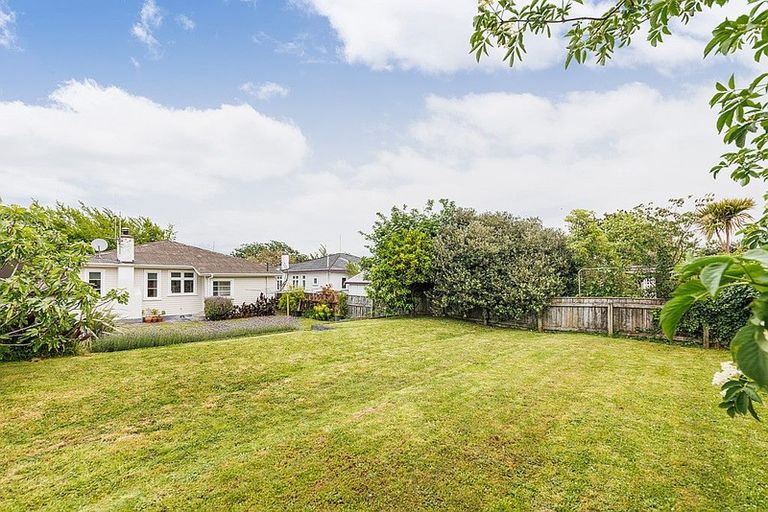 Photo of property in 76 Havill Street, Takaro, Palmerston North, 4410