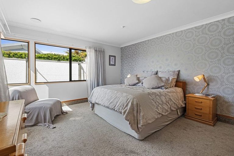 Photo of property in 19 Plateau Heights, Mount Maunganui, 3116