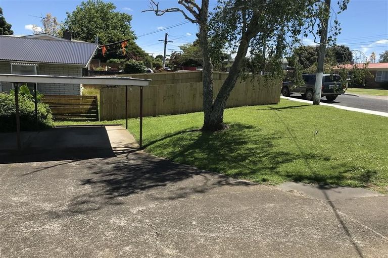 Photo of property in 1/47 Eddowes Street, Manurewa, Auckland, 2102