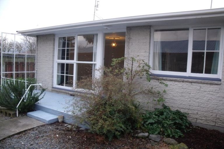 Photo of property in 6/225 Edgeware Road, Edgeware, Christchurch, 8013