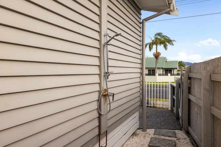 Photo of property in 220a Ocean Road, Whangamata, 3620