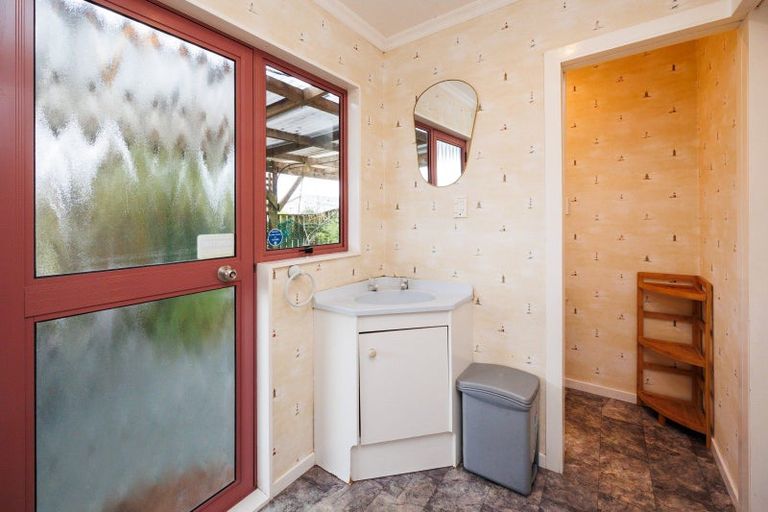 Photo of property in 14 Te Kiri Street, Himatangi Beach, Foxton, 4891