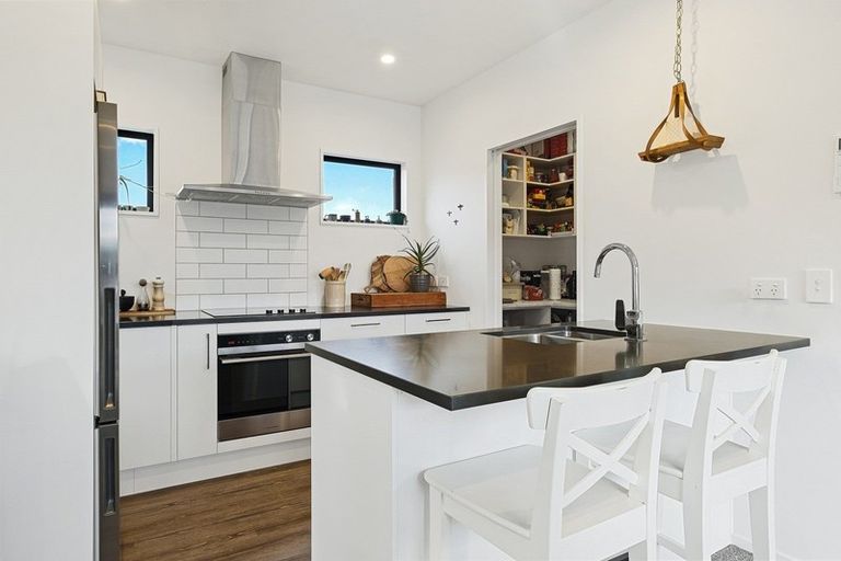 Photo of property in 2 Barclay Place, Wanaka, 9305