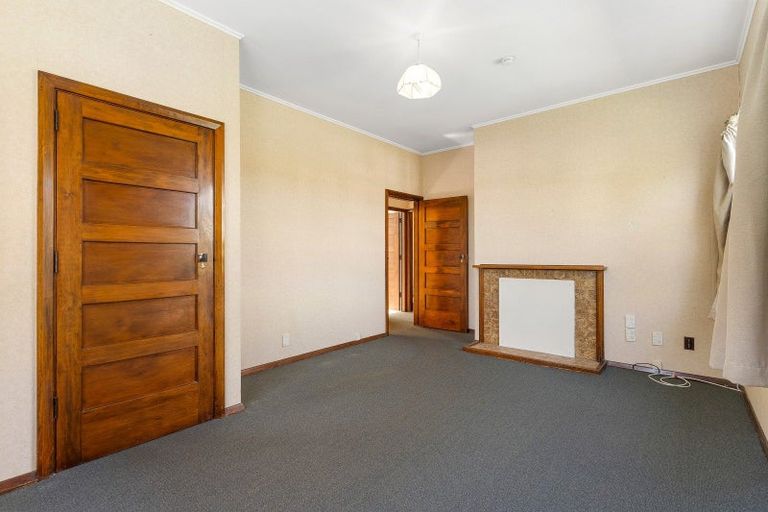 Photo of property in 23 Clarence Road, Northcote Point, Auckland, 0627