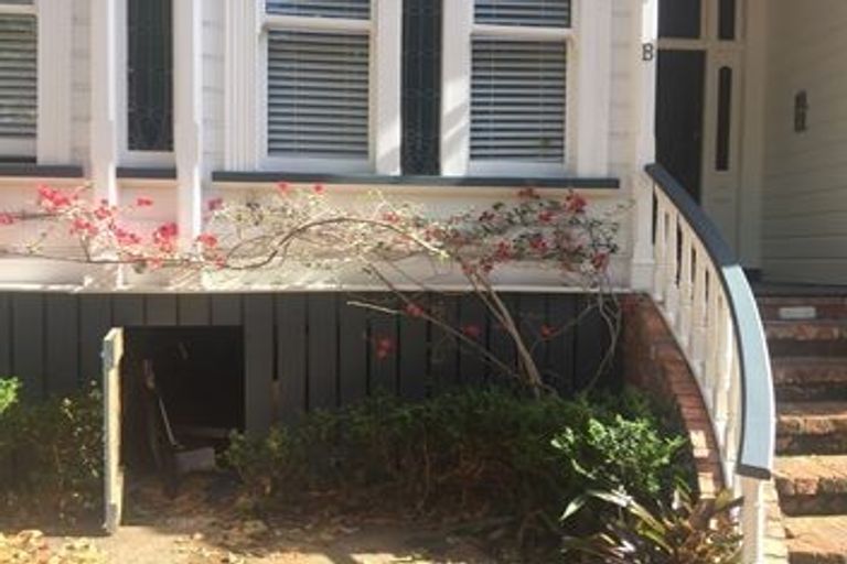 Photo of property in 323b Mount Eden Road, Mount Eden, Auckland, 1024