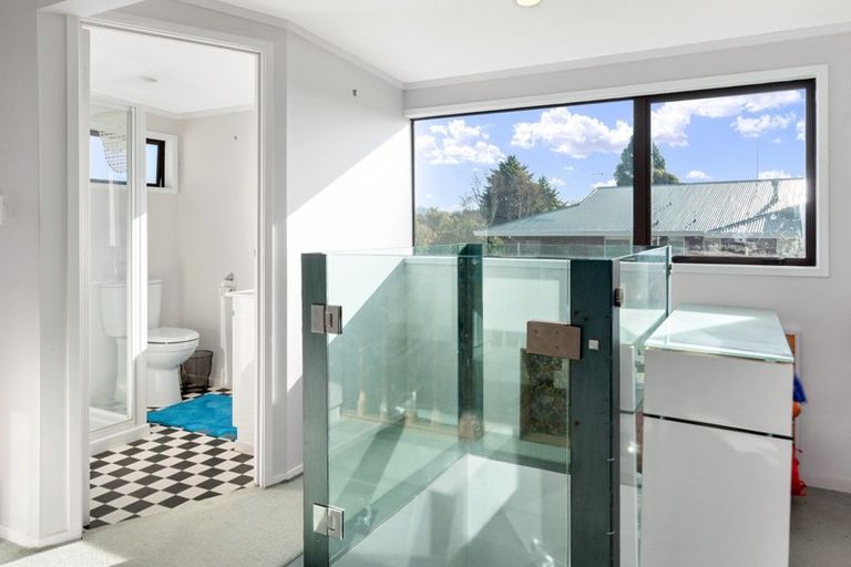 Photo of property in 16 Adela Stewart Drive West, Athenree, Waihi Beach, 3177