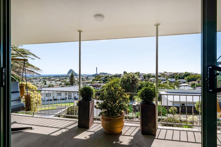 Photo of property in 24 Darwin Crescent, Spotswood, New Plymouth, 4310
