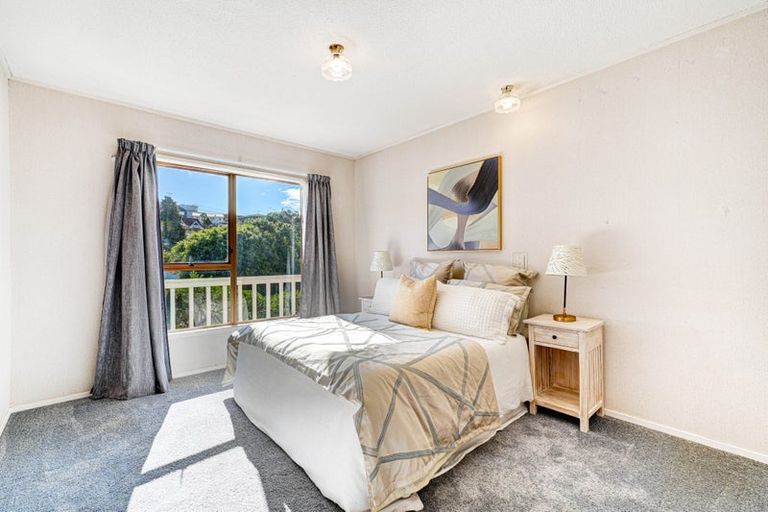 Photo of property in 18 Wisteria Way, Mairangi Bay, Auckland, 0630