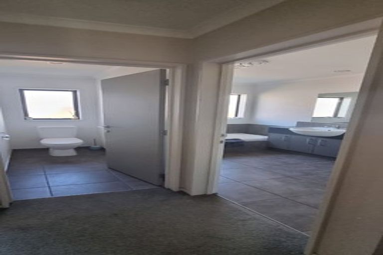 Photo of property in 43 Onslow Road, Lake Hayes, Queenstown, 9304