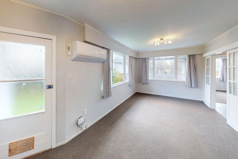 Photo of property in 8 Buick Crescent, Awapuni, Palmerston North, 4412