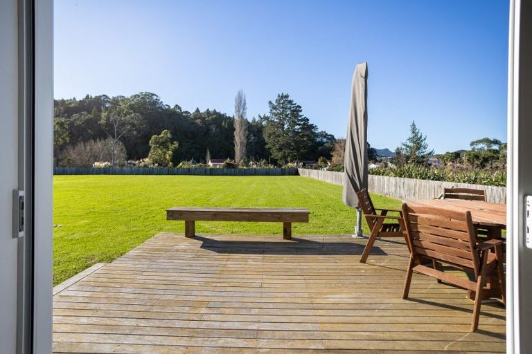 Photo of property in 305 Cook Drive, Whitianga, 3510